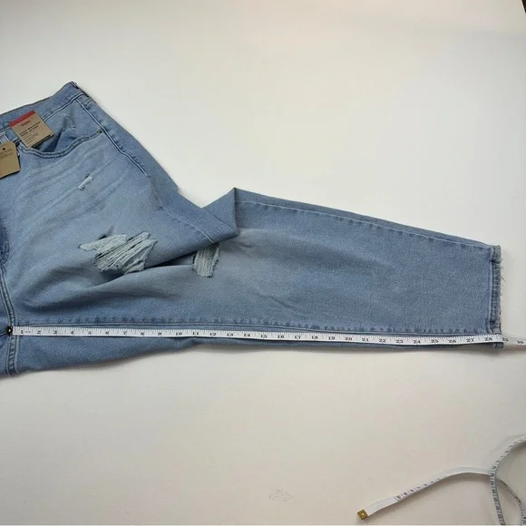 Levi’s High Waisted Mom Jeans Size 20W NWT - Picture 11 of 13